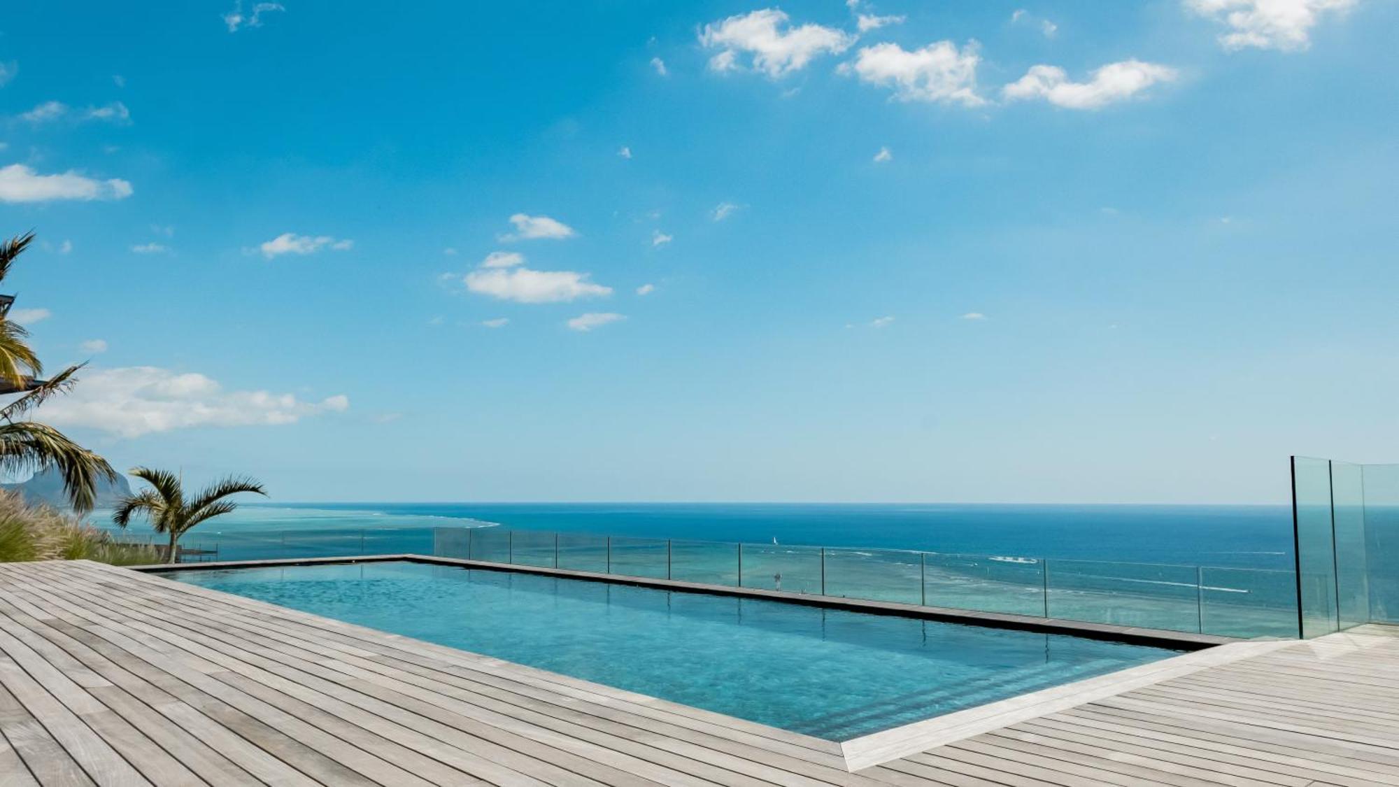 Legend Hill Resort And Spa ริวิแยร์นัวร์ ภายนอก รูปภาพ
